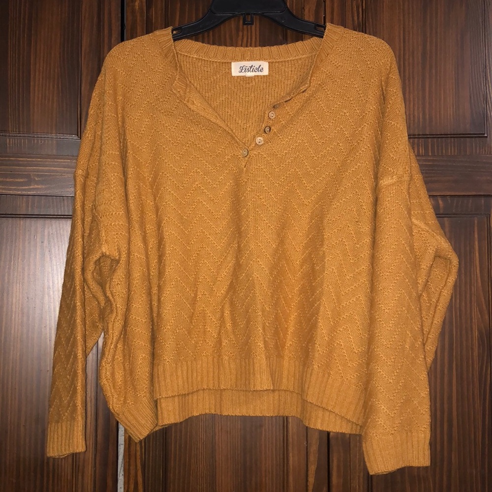 Listicle sweater from Roolee small